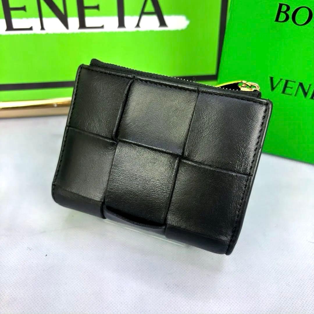 【極美品✨】BOTTEGA VENETA　コンパクト財布　2つ折り　カセット