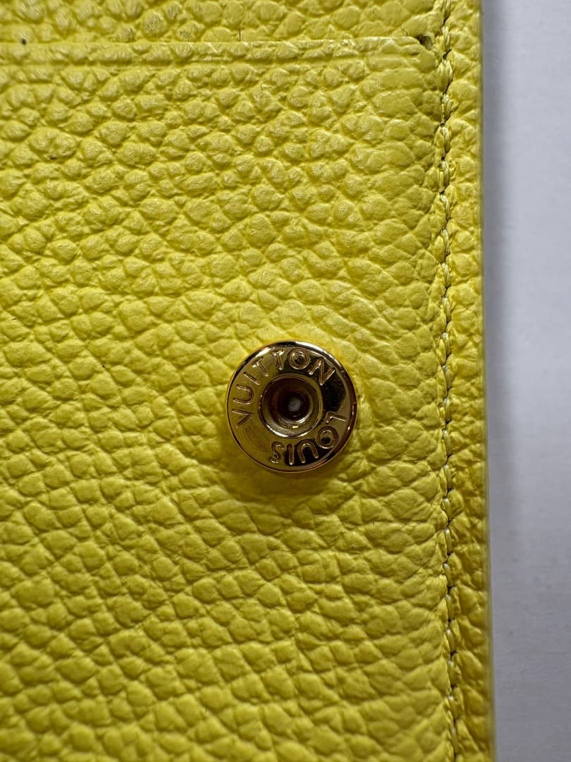 LOUIS VUITTON ポルトフォイユ クレア