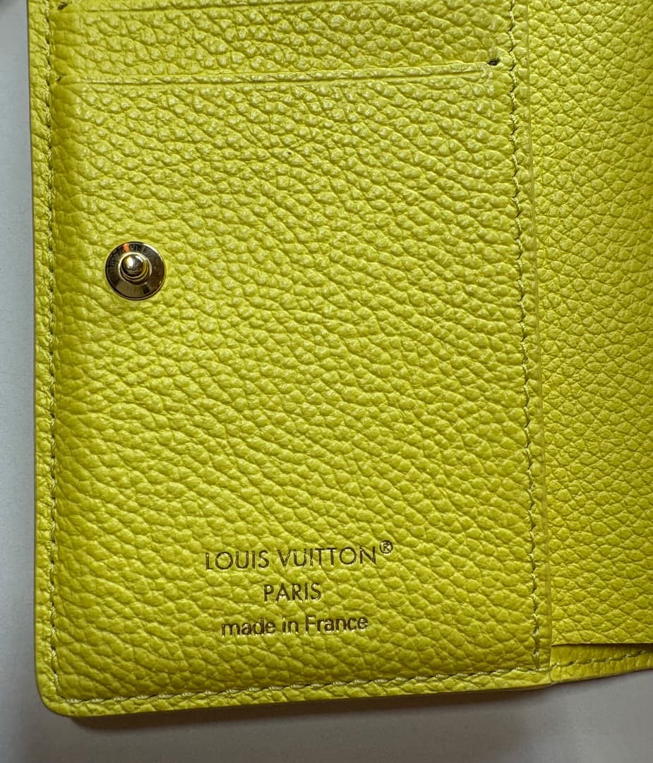 LOUIS VUITTON ポルトフォイユ クレア