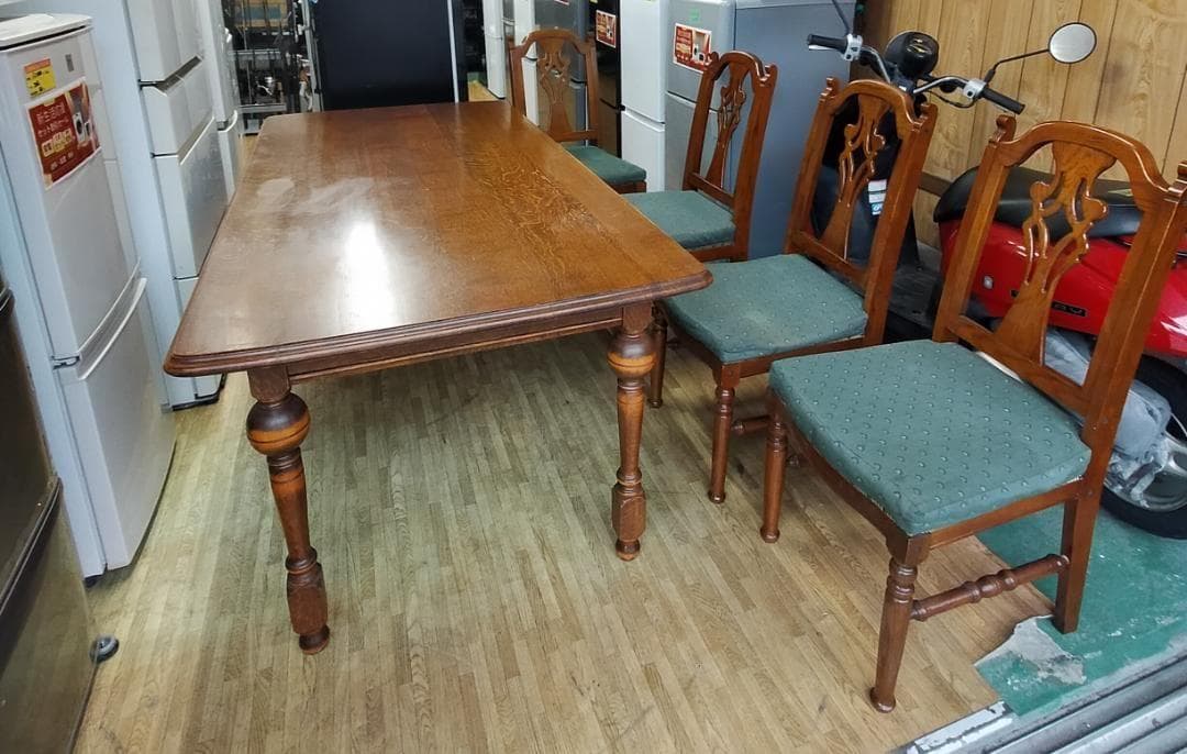 スイカ様　東京都送料込み　三越ブルージュ　ダイニングテーブル　１個