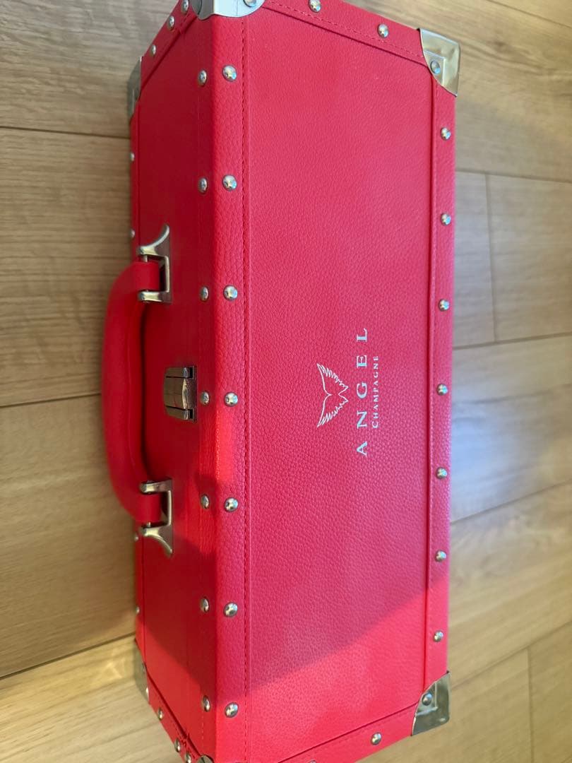 にゃんこANGEL シャンパン 青 赤 黄色 ピンク