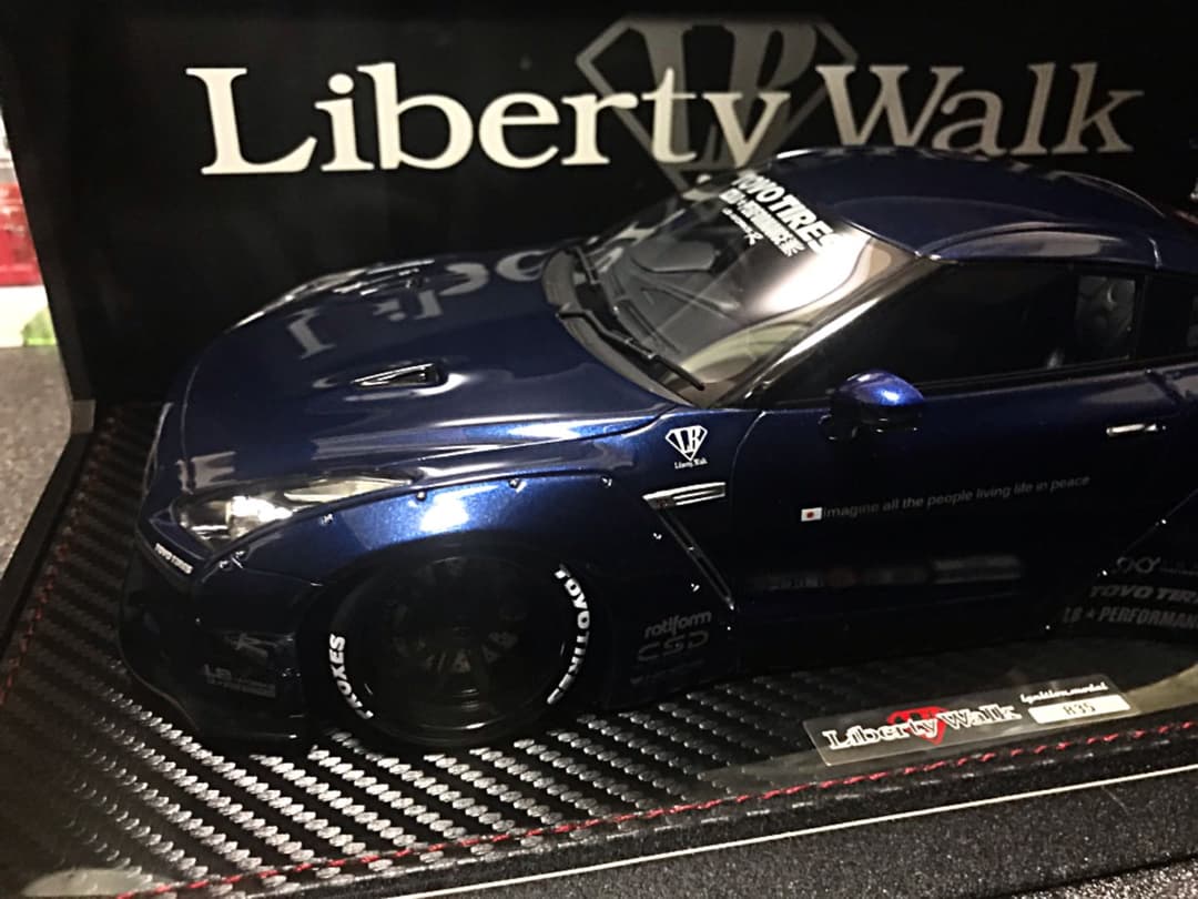 イグニッションモデル 1/18 リバティーウォーク GTR メタリックブルー