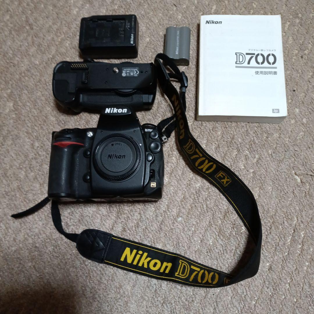 Nikon D700 バッテリーグリップ付き ミラー不具合