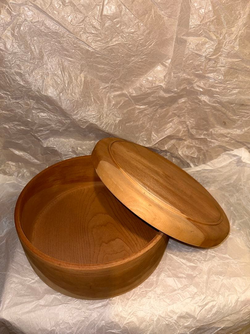 鎌倉彫　桂材　茶櫃木地