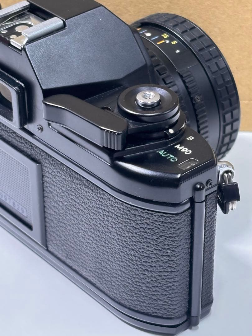 Nikon EM フィルム一眼レフカメラ