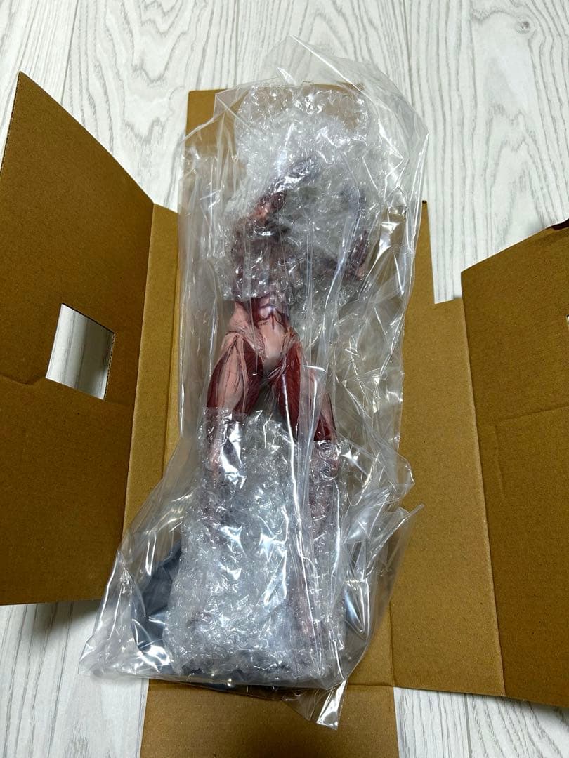 一番くじ　進撃の巨人　壁の外の世界　A賞　女型の巨人