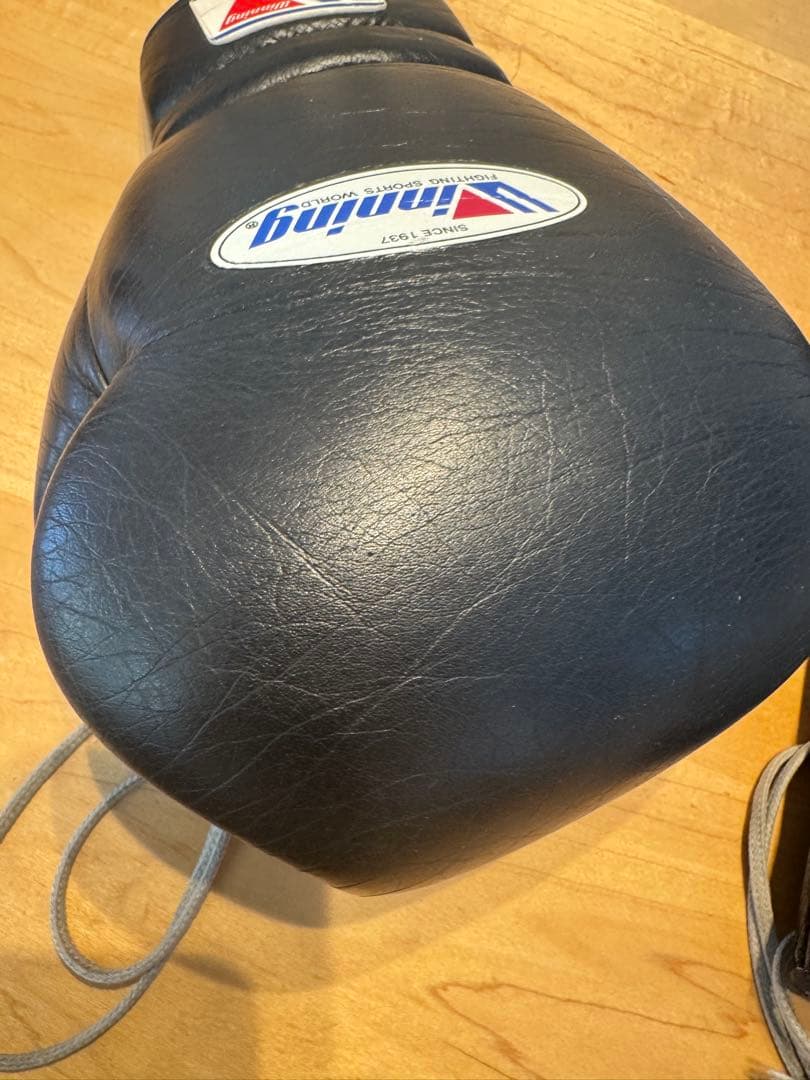 Winning ボクシンググローブ 16オンス(紐)