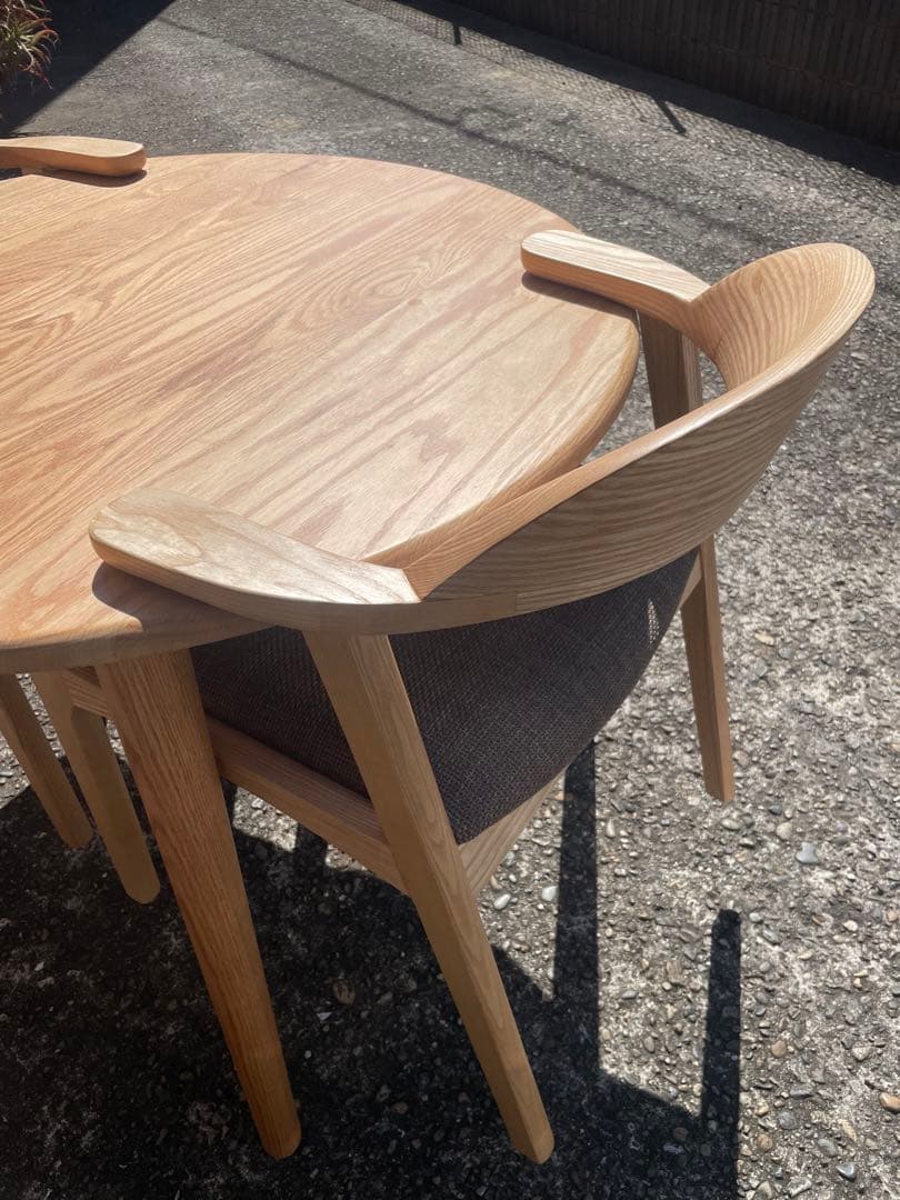 【引き取り限定】ダイニングテーブル　チェア