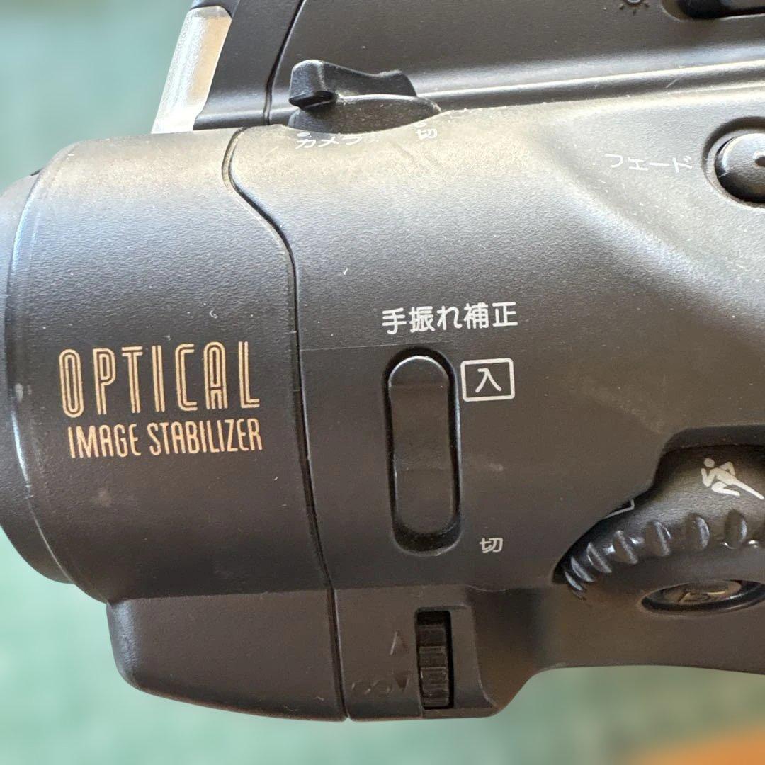 キヤノン　MOVIE BOY L1 （Hi8ビデオカメラ）　完動品　再生機として