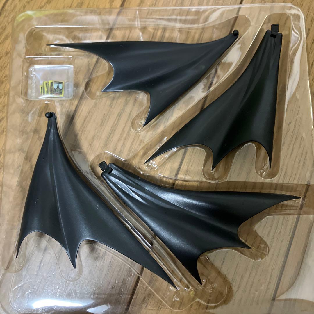 フィギュアーツ　仮面ライダー　ナイト　サバイブ　龍騎　リュウキ　ガヴ　ギーツ