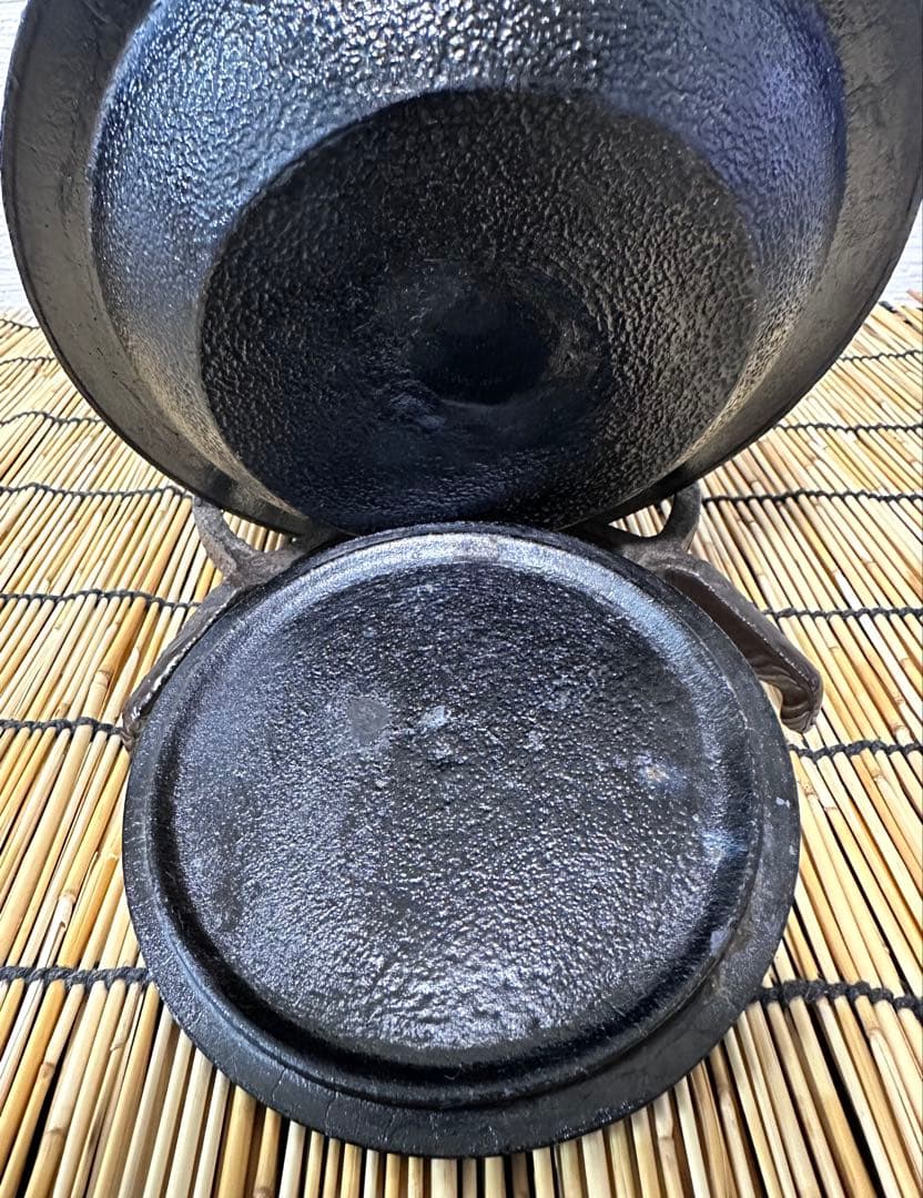 未使用品　成龍堂鋳造所 伝統工芸士 及川　齋（齋峰)造　１８型アラレ　南部鉄瓶