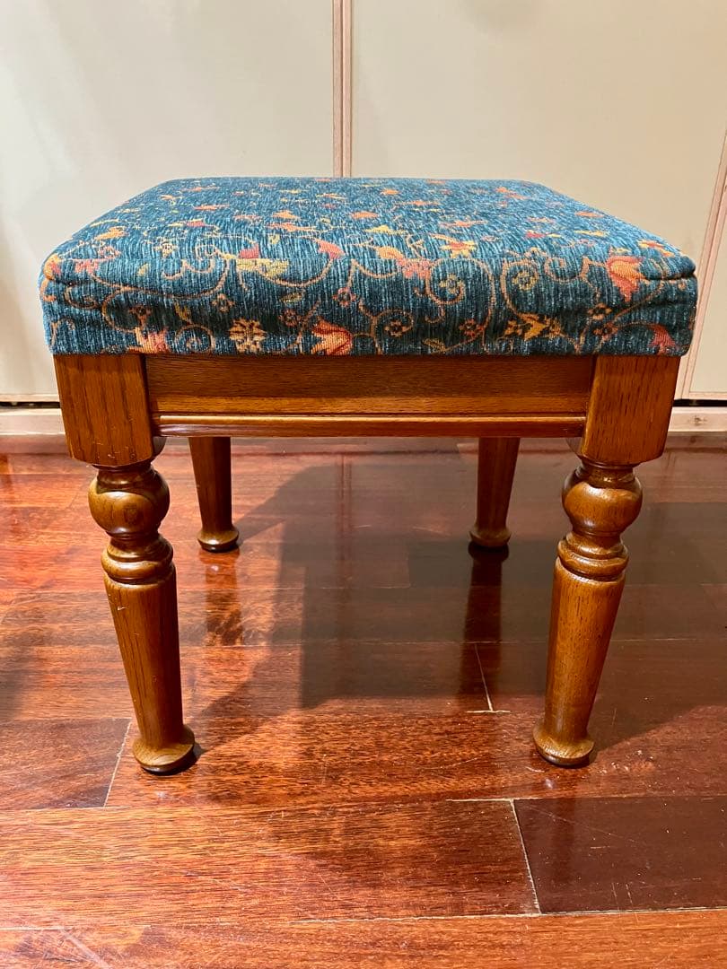 カントリーハウス 英国カントリー オーク材スツール 布張り 三越ブルージュ