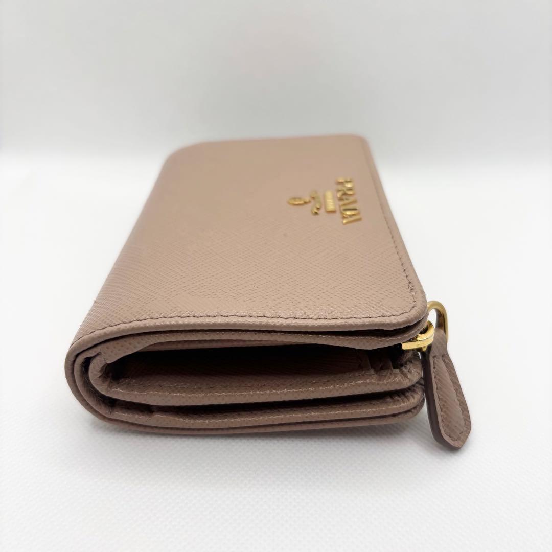 【美品】数回のみ使用 プラダ PRADA 二つ折り財布 サフィアーノレザー財布