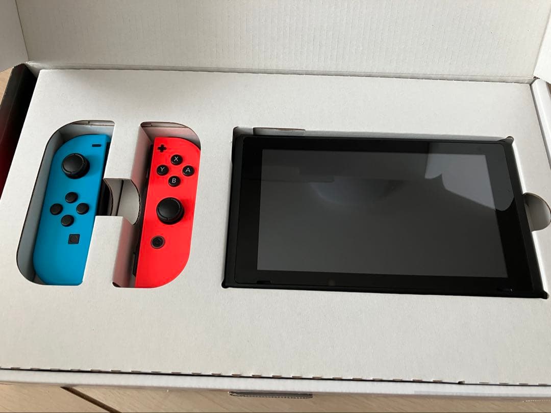 月曜までお値下げ！　Nintendo Switch 本体