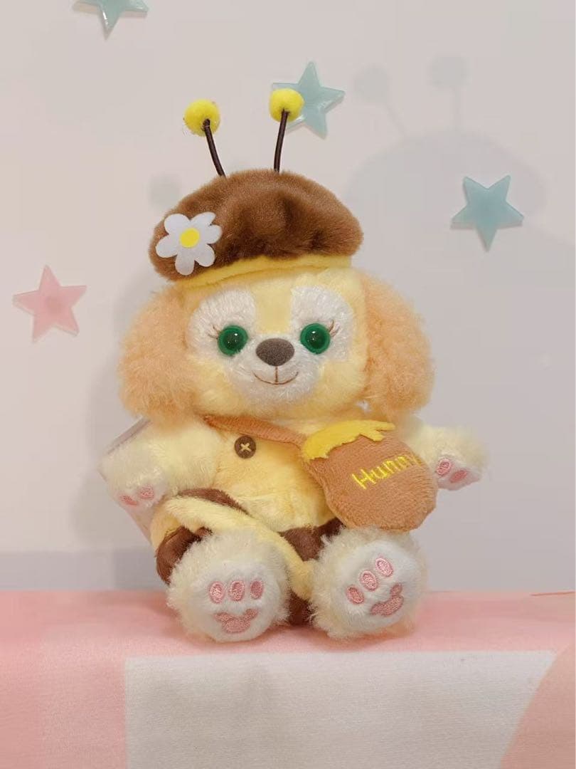 Rosé　お顔厳選　ディズニー　ミツバチクッキーアン　肩のせぬいぐるみ