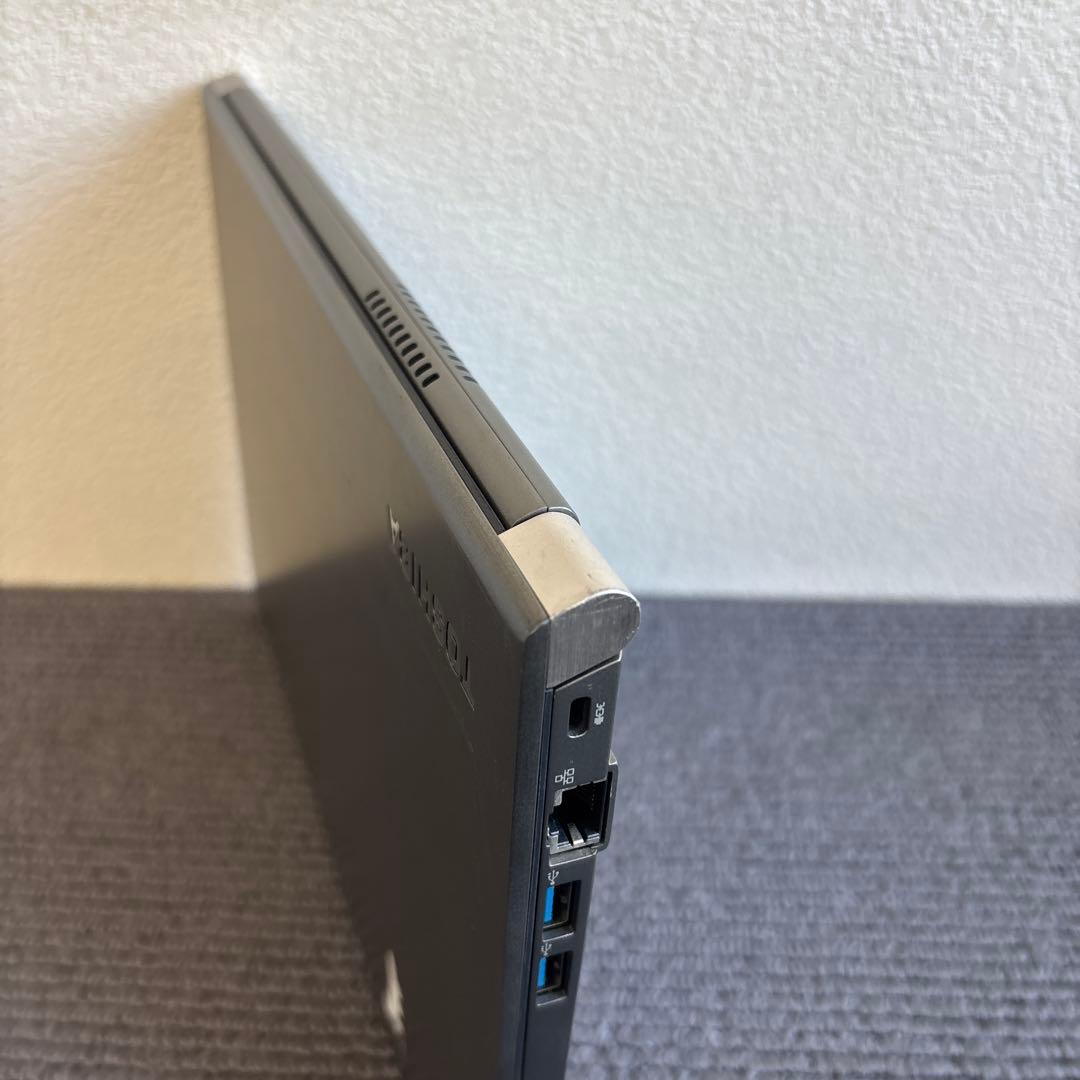 東芝dynabook R63/DN i5-8250U メモリ8GB #M6878