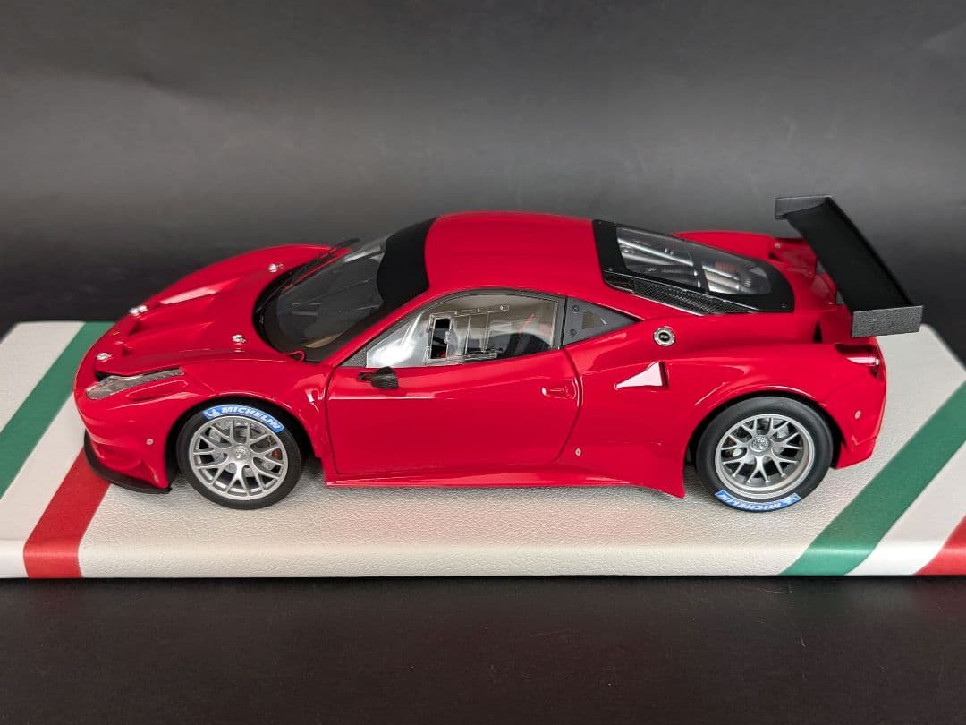 ホットウィールエリート 1/18 フェラーリ 458 イタリア GT2