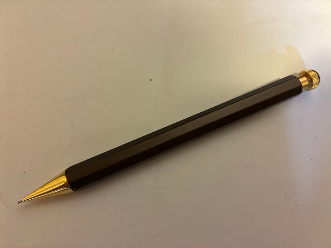 カヴェコスペシャル　オリーブブラウン　伊東屋限定