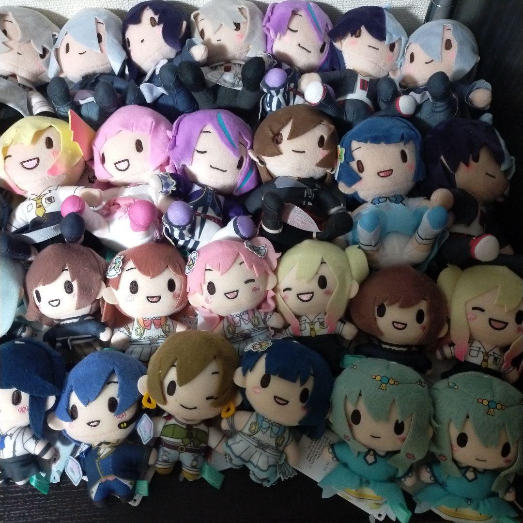 多彩なキャラクターぬいぐるみセット