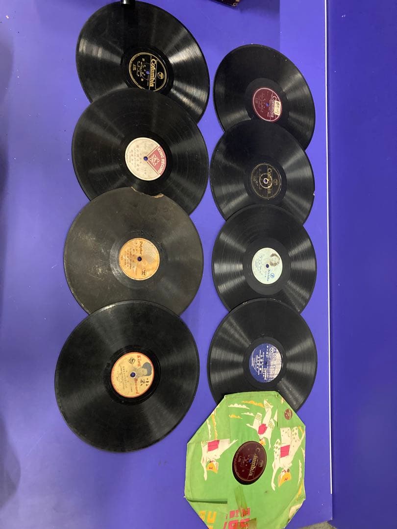 A）コロンビア Columbia ポータブル蓄音機 No.G-241