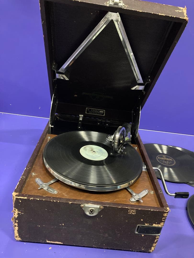 A）コロンビア Columbia ポータブル蓄音機 No.G-241