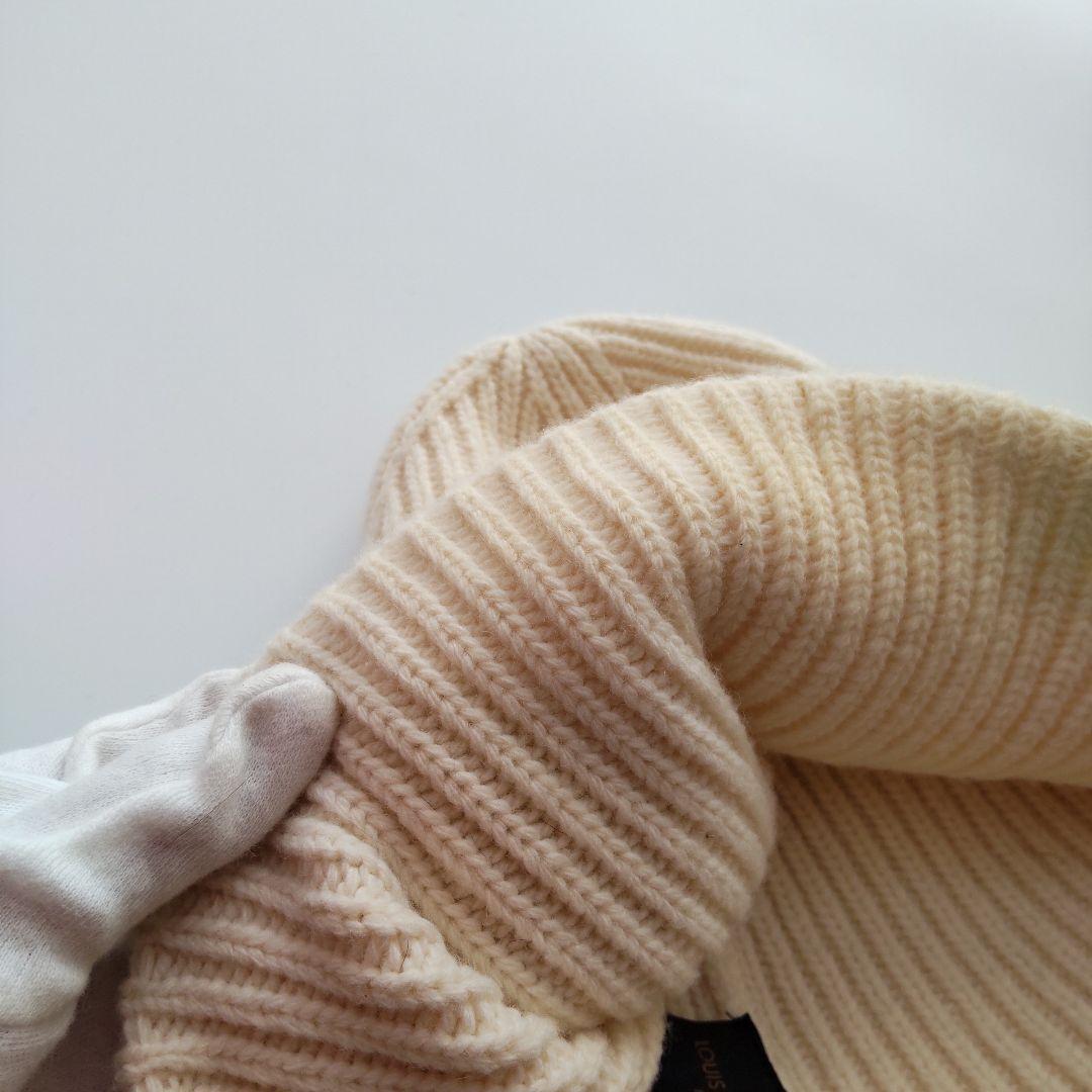 美品 ルイヴィトン 国内正規品 ニットキャップ ビーニー LVロゴ パッチ 白