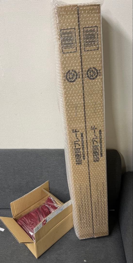 進撃の巨人超硬質ブレード COMPLETE EDITION2本+ ミカサマフラー