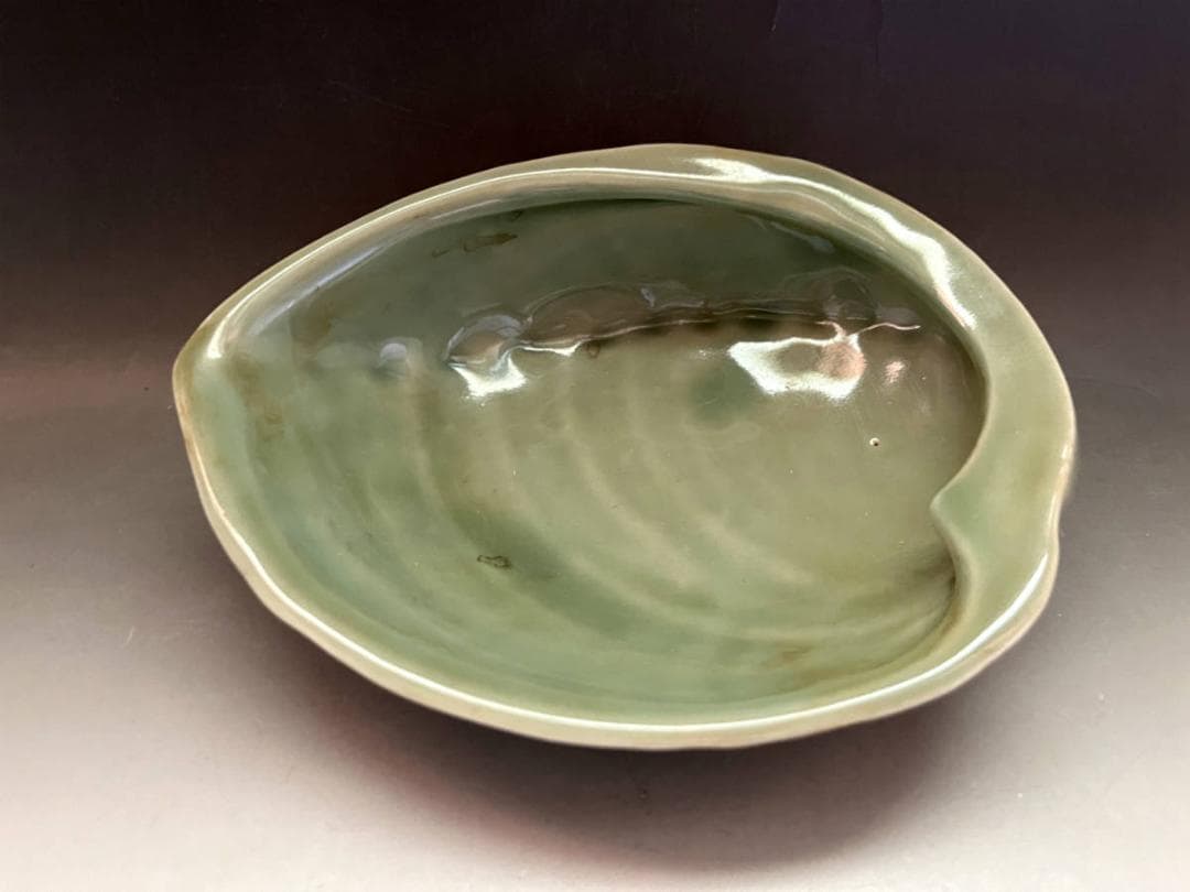 菓子器■古い青磁 鮑型 菓子鉢 飾り鉢 あわび 貝型 時代物 骨董品■