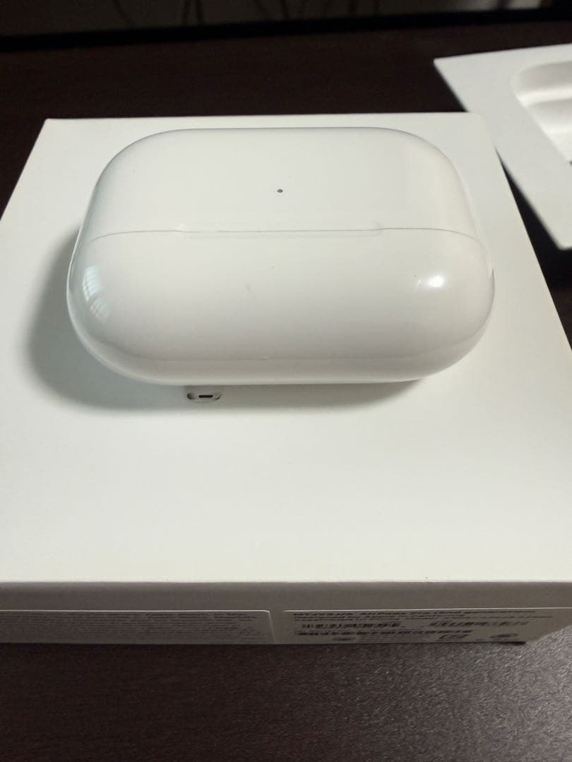 AirPods Pro 2 MagSafe充電ケースUSB-C MTJV3J/A