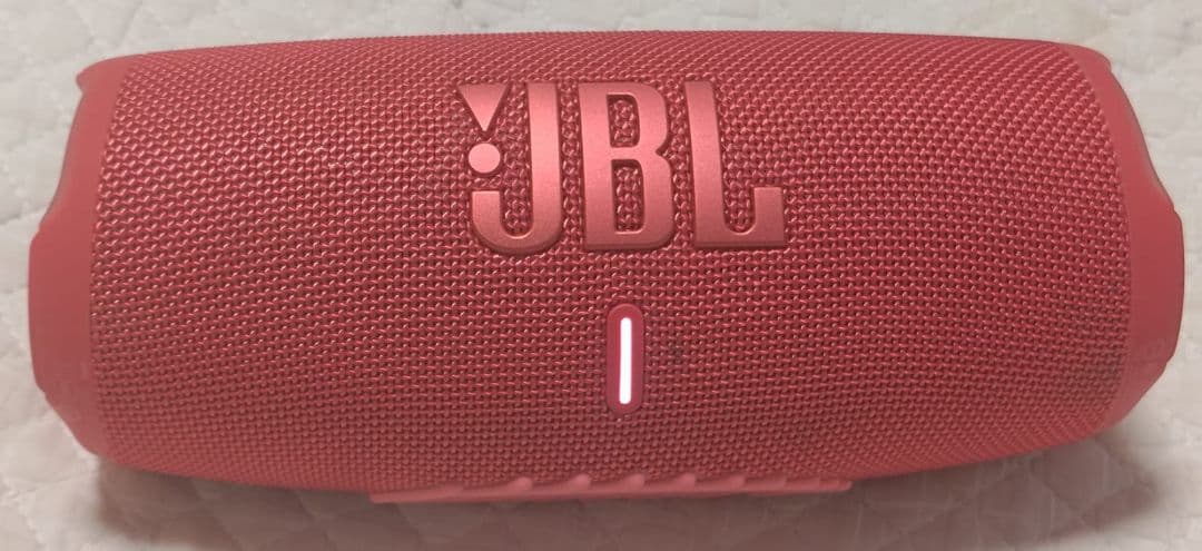 JBL レッド スピーカー