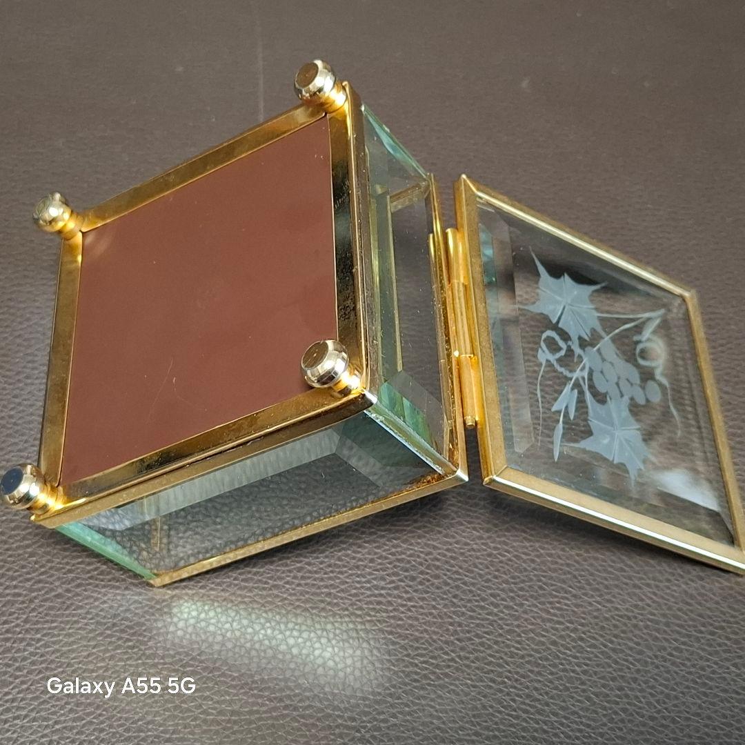 アンティーク ガラス製小物入れ 布タトウ箱付き