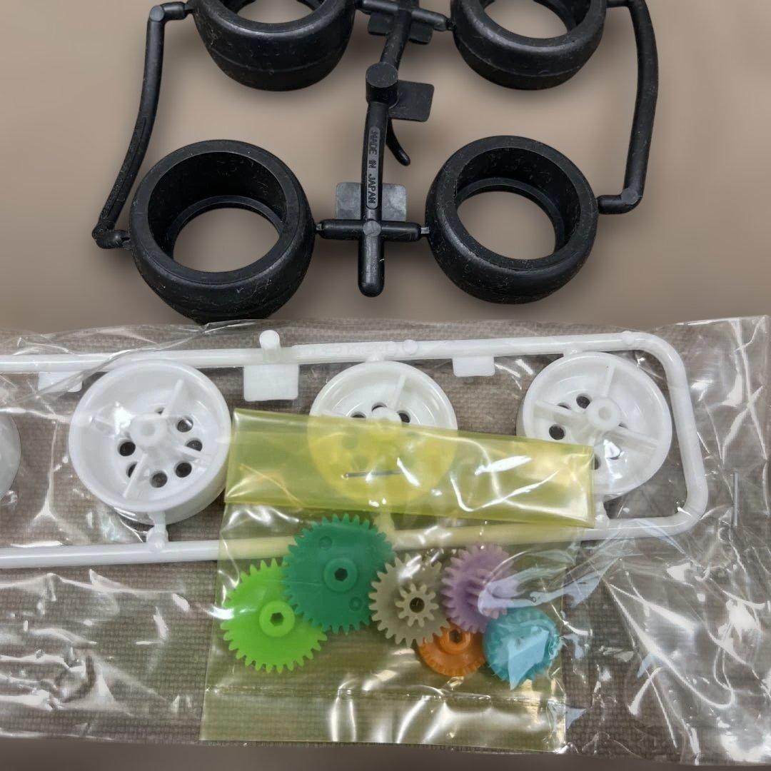 ミニ四駆 ダッシュ1号 皇帝(エンペラー) タイプ3 身組立