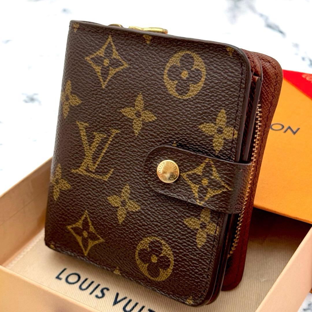 美品✨️ルイヴィトン　モノグラム　コンパクトジップ　二つ折り財布　財布　ミニ