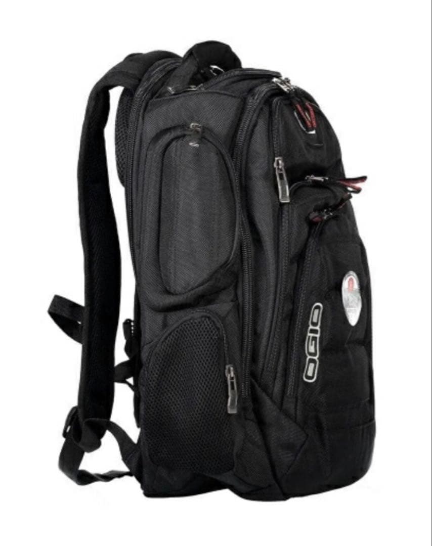 Ogio ツーリングバックパック Gambit17 backpack 色調：黒