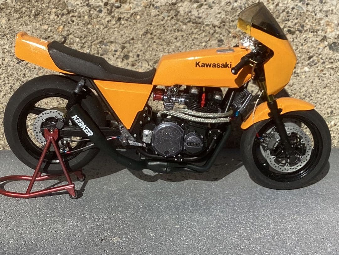 メカザワ バイクプラモデル族車　アオシマ1/12 Z1-R (ジャンク品)