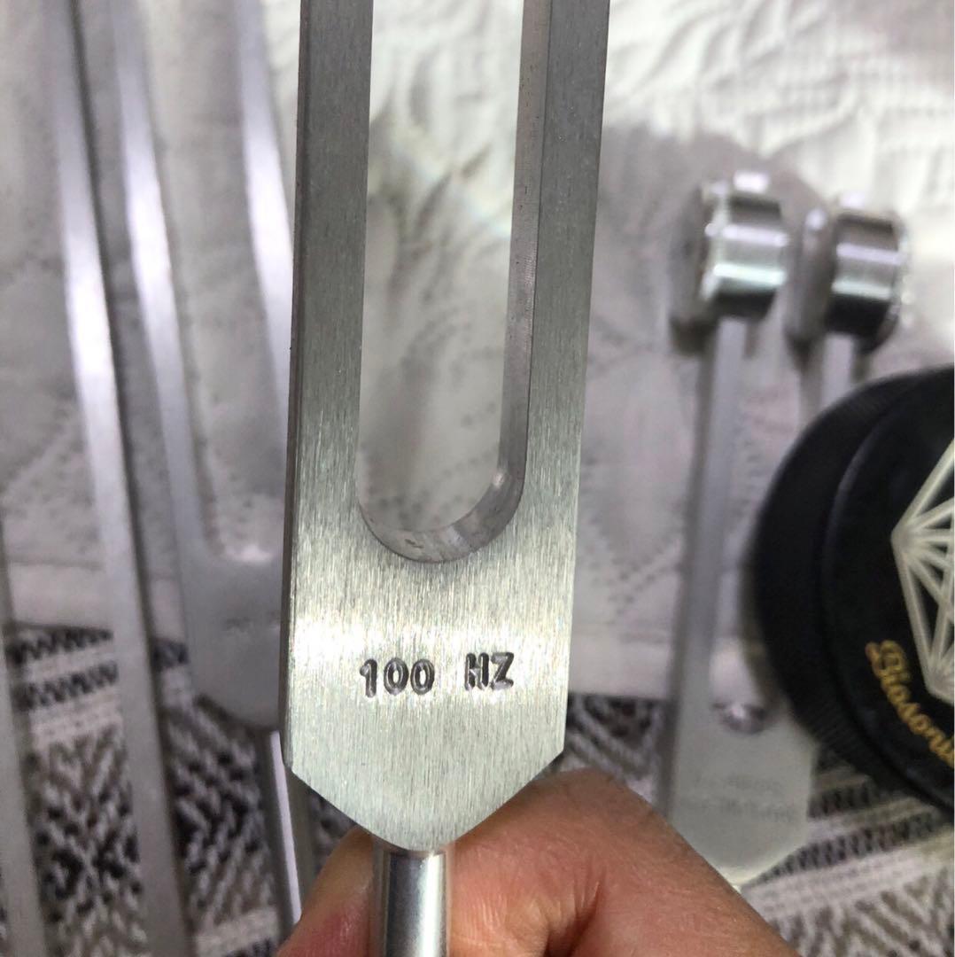 MEDIVIBE社 ボーンチューナー＋ボーンオーム 音叉 アクティベーター