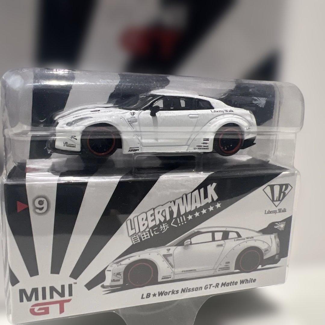 MINI GT リバティーウォーク 日産 GT-R トイザらス オリジナル