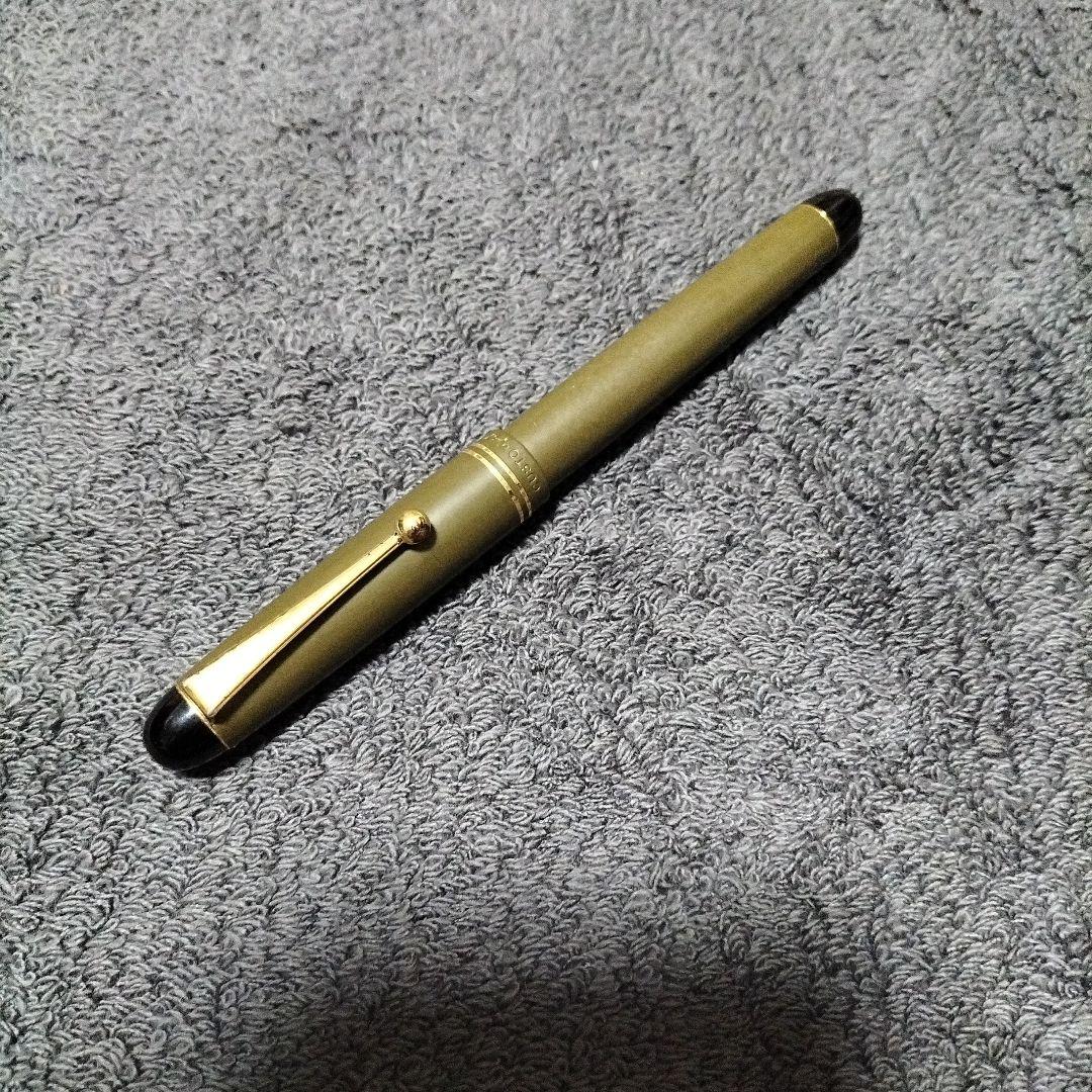 14K PILOT オリーブグリーン 万年筆 金属製