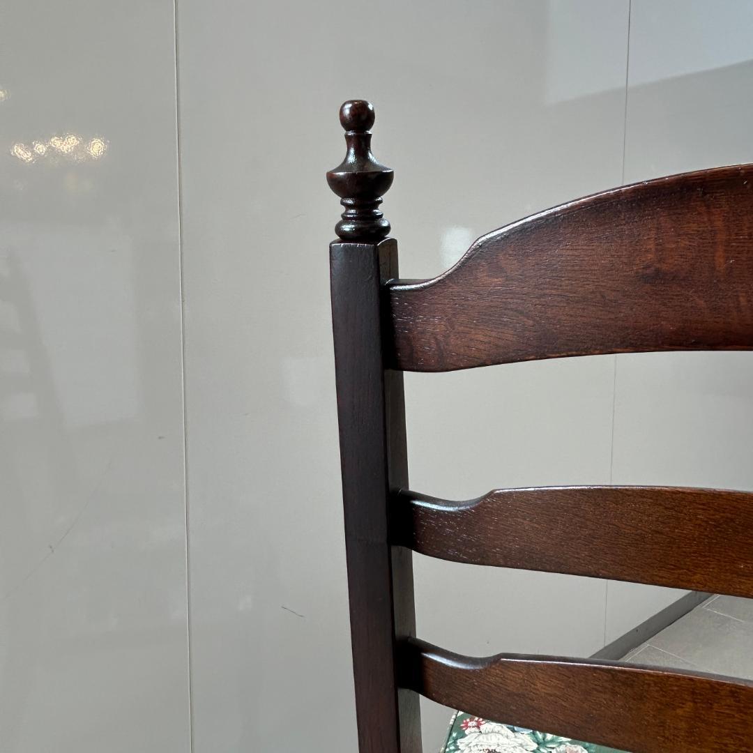 ♥ＨＩＤＡ　飛騨産業　ダイニングチェア１脚　キツツキマーク