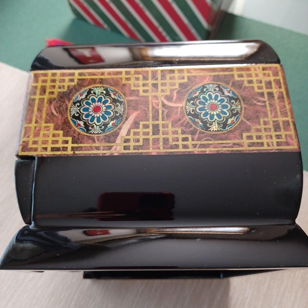 宝石箱　小物収納　螺鈿細工 漆器　工芸品　鏡付き