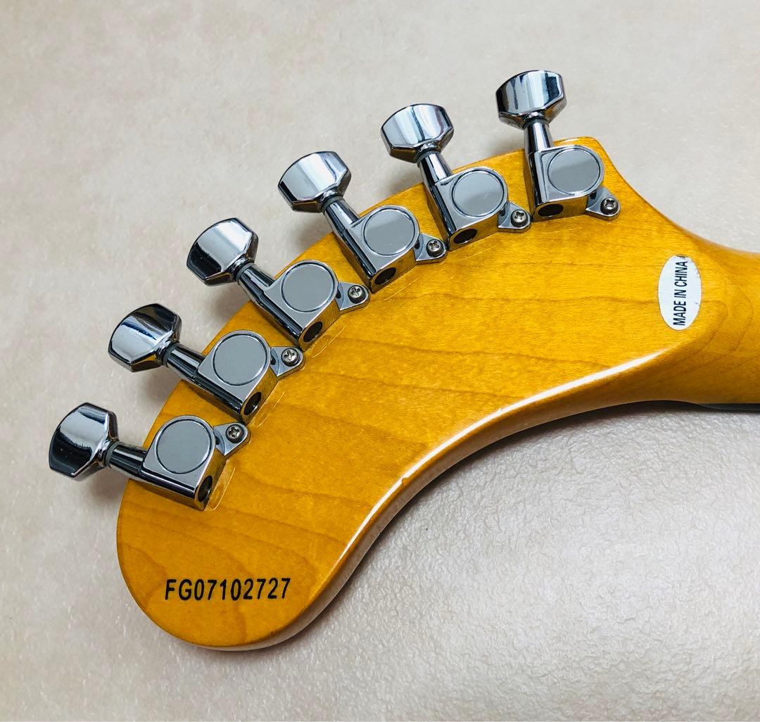 【美品】ZO-3 芸達者 3TS アンプ内蔵ミニギター ケース