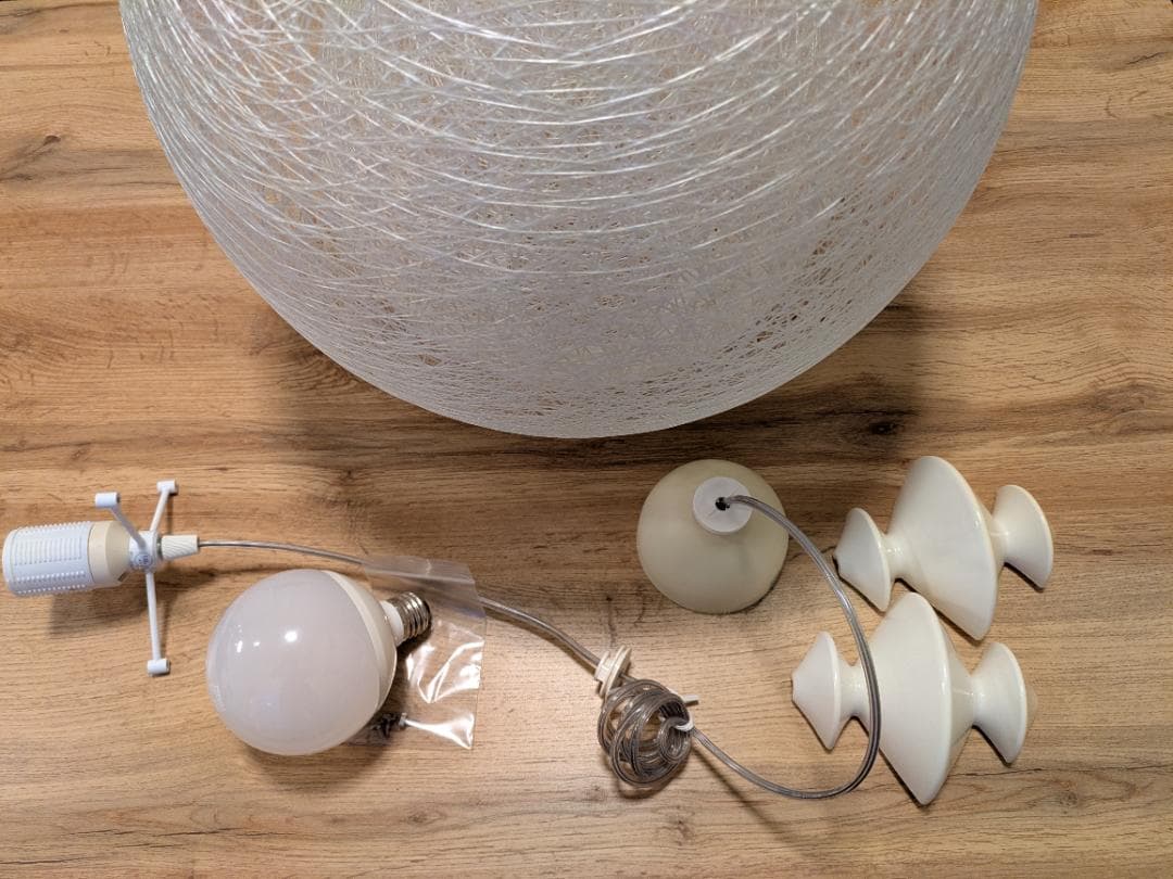 ヤマギワ ペンダント照明 マユハナ　約Φ45㎝ ホワイト