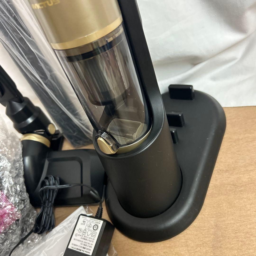 美品！インビクタス ワン コードレスクリーナー