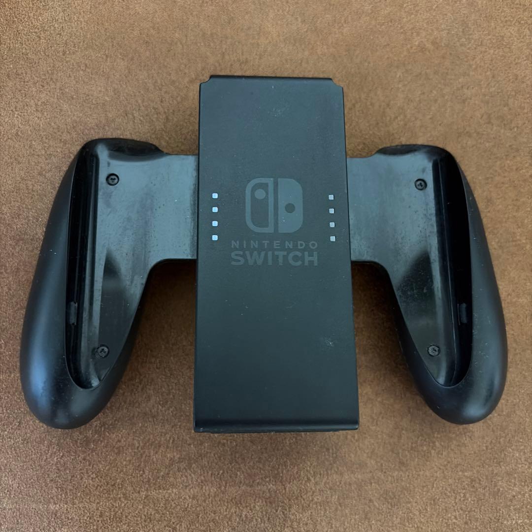 【美品】Nintendo Switch 本体 青/赤 付属品付き
