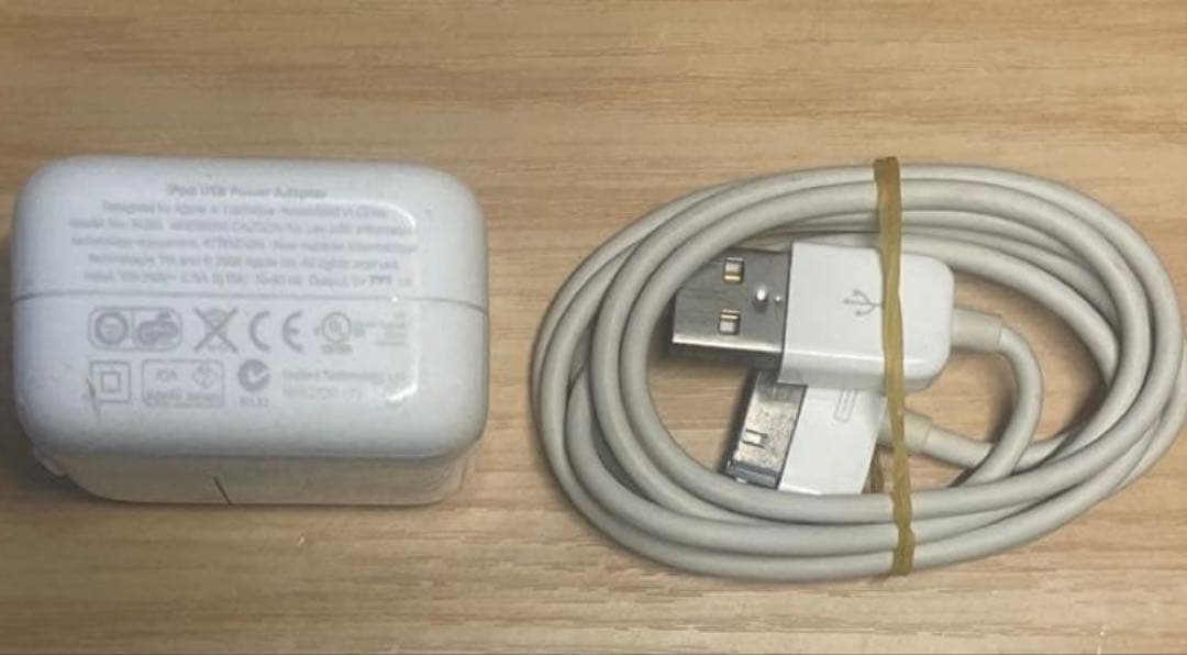 iPhone 2G 美品　4GB 初代　第1世代　日本未発売