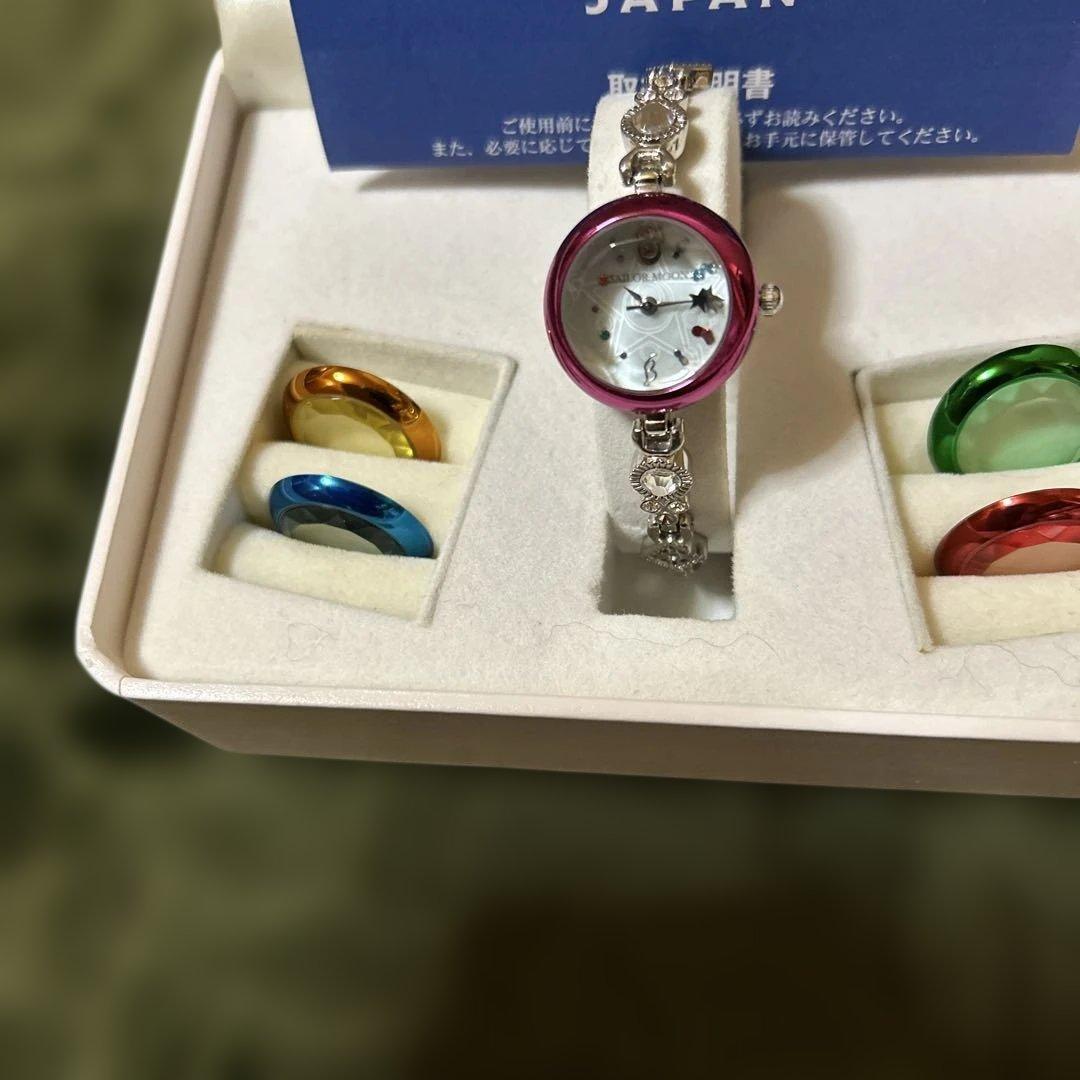 セーラームーン25周年USJコラボセーラームーンブレスウォッチ