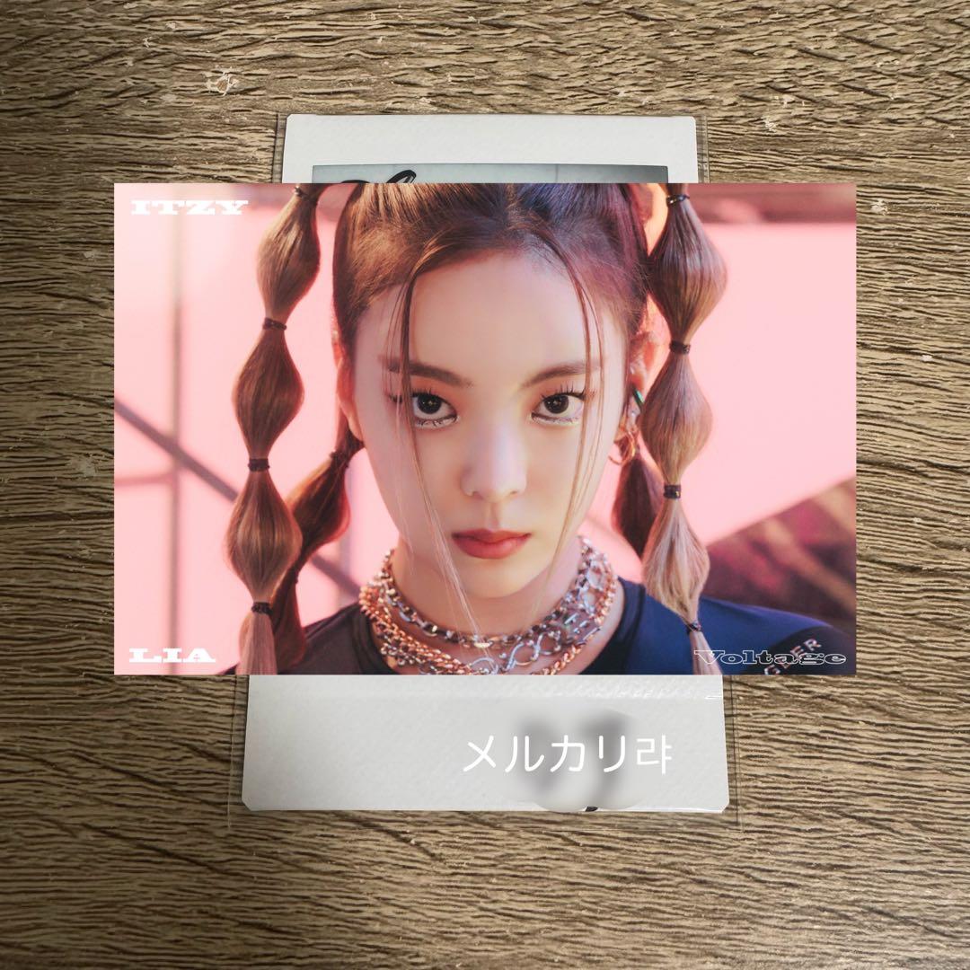 ITZY リア voltage 直筆サイン入り チェキ ポラロイド