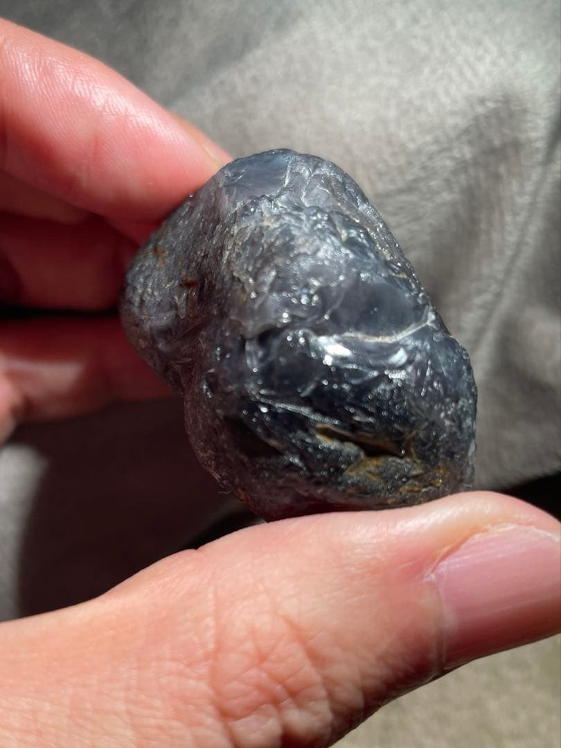 研磨品　十勝石玲瓏　複合色オーロラ　レインボーオブシディアン