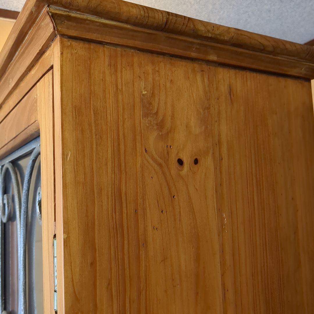 【値下げしました】パイン材　ガラスアイアンキャビネット　店舗什器