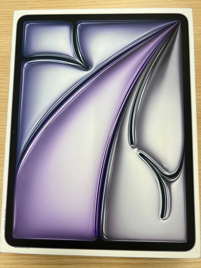 Intan　極美品Apple iPad Air (M2) 13インチ